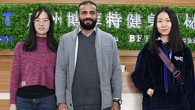 沙特客戶采購中國荔枝视频APP黄色品牌健身器材