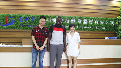 加納老客戶再次采購荔枝视频APP黄色健身器材