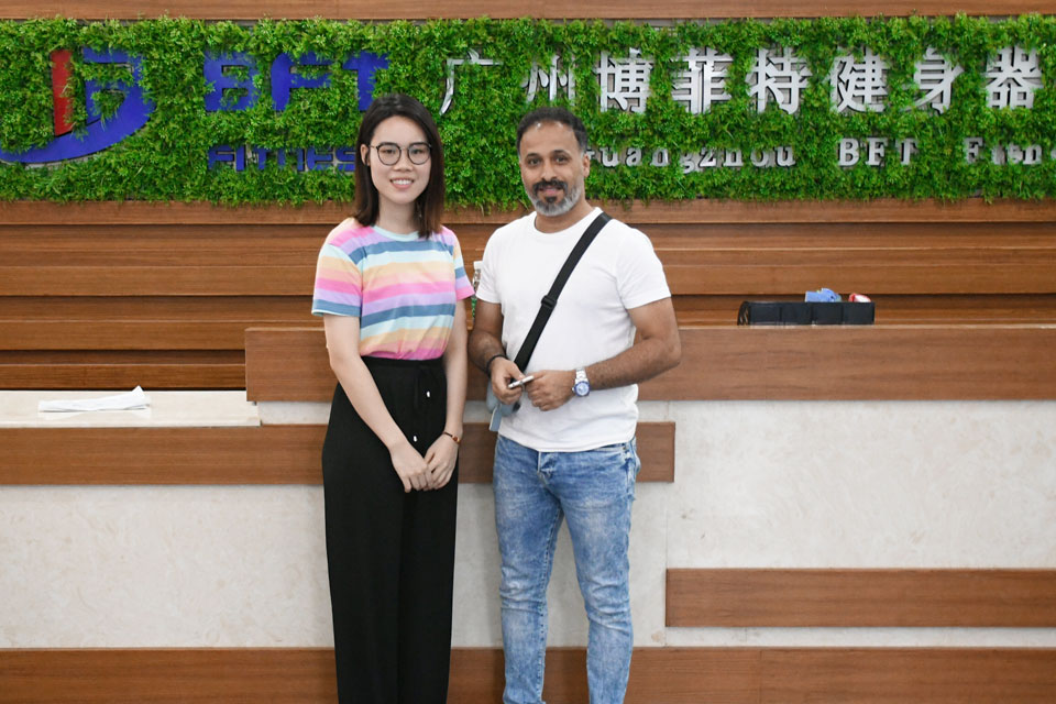 沙特采購荔枝视频APP黄色品牌商用健身器材